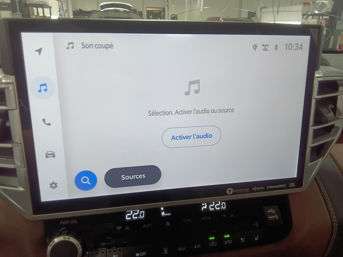 2022 Toyota Tundra Hybrid - Image 35