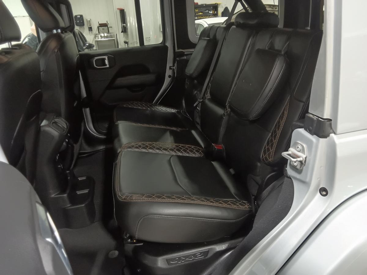 2023 Jeep Wrangler 4xe - Image 23