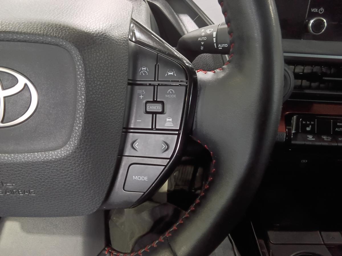 2023 Toyota Prius Prime - Image 17