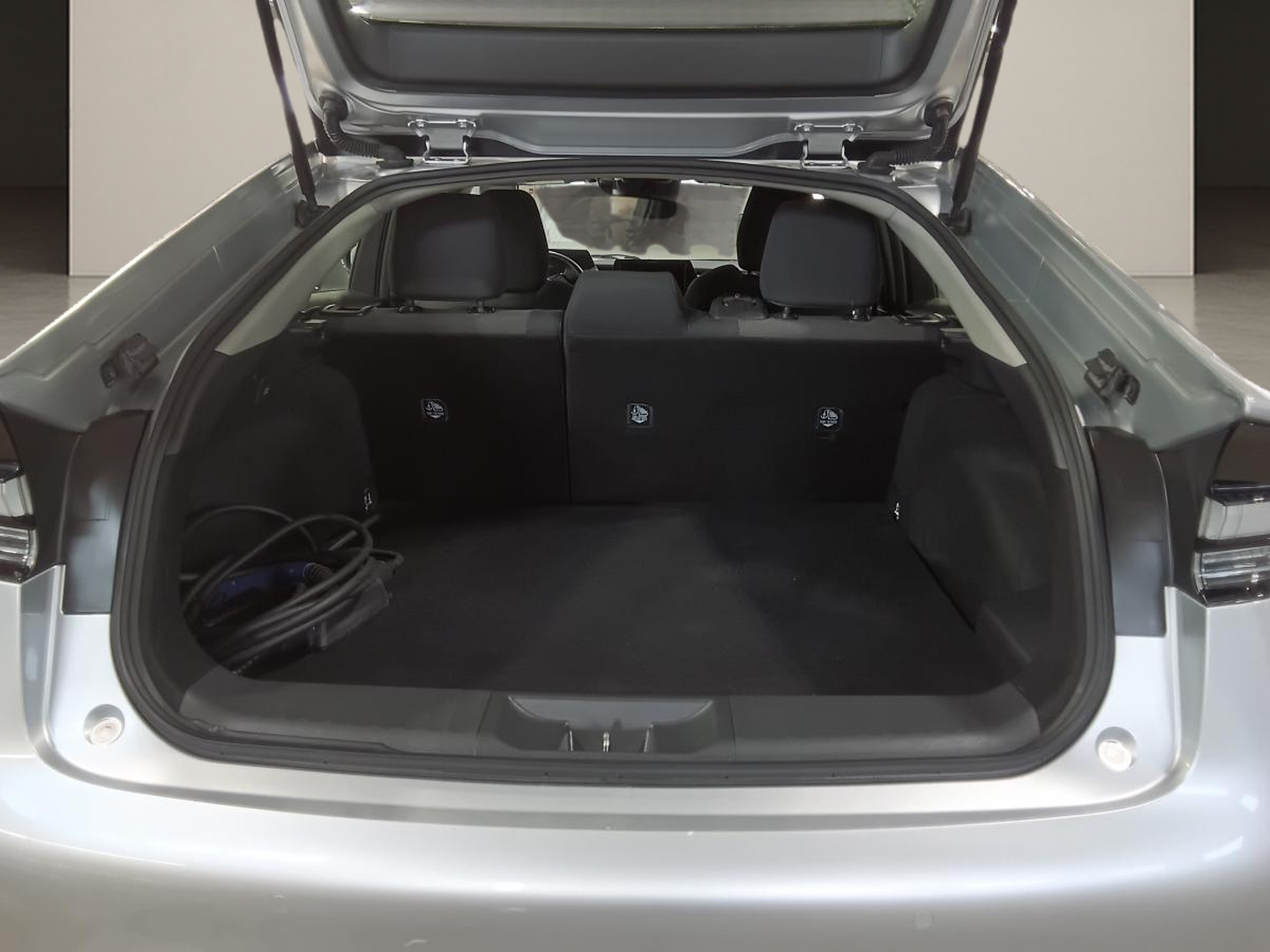 2023 Toyota Prius Prime - Image 31