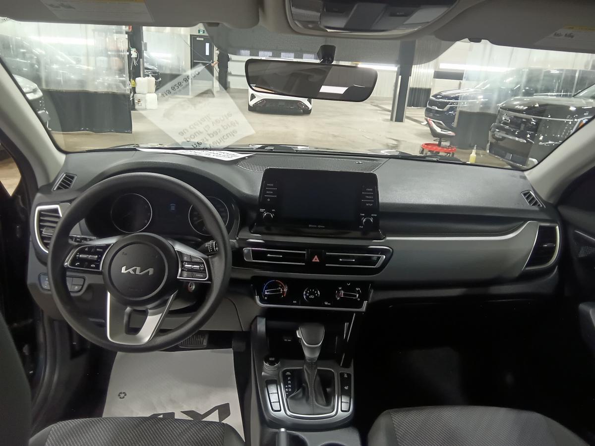 2022 Kia Seltos - Image 22