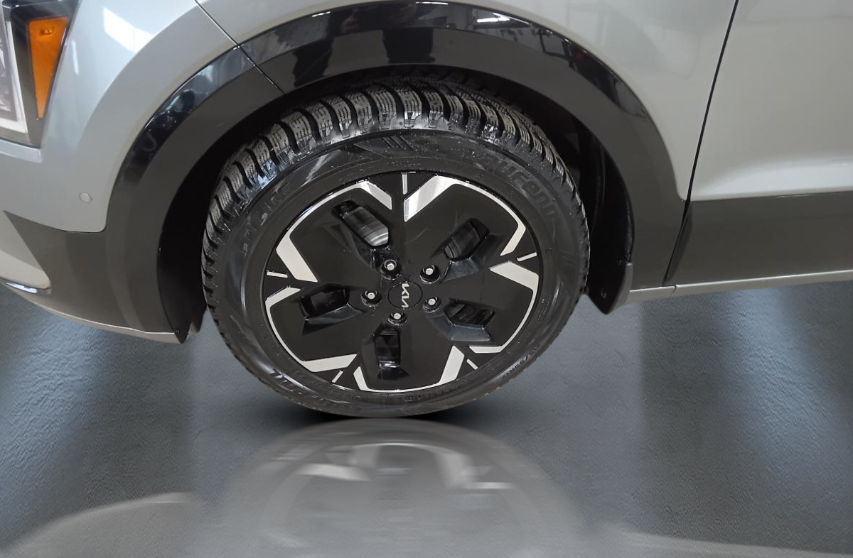 2023 Kia Niro EV - Image 6