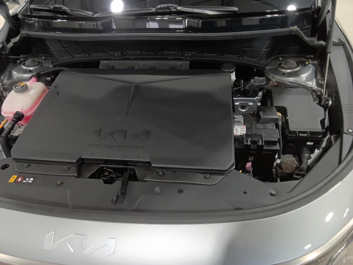 2023 Kia Niro EV - Image 8