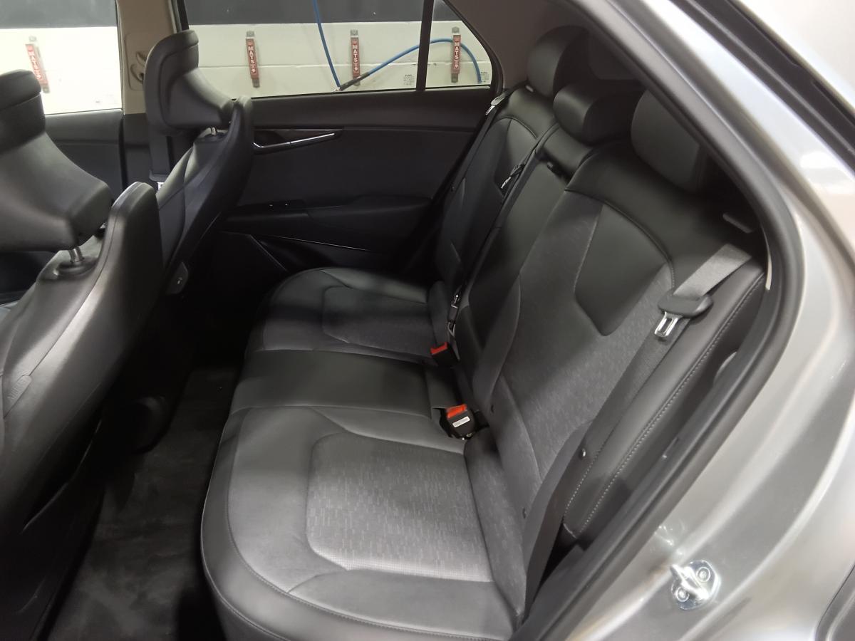 2023 Kia Niro EV - Image 21