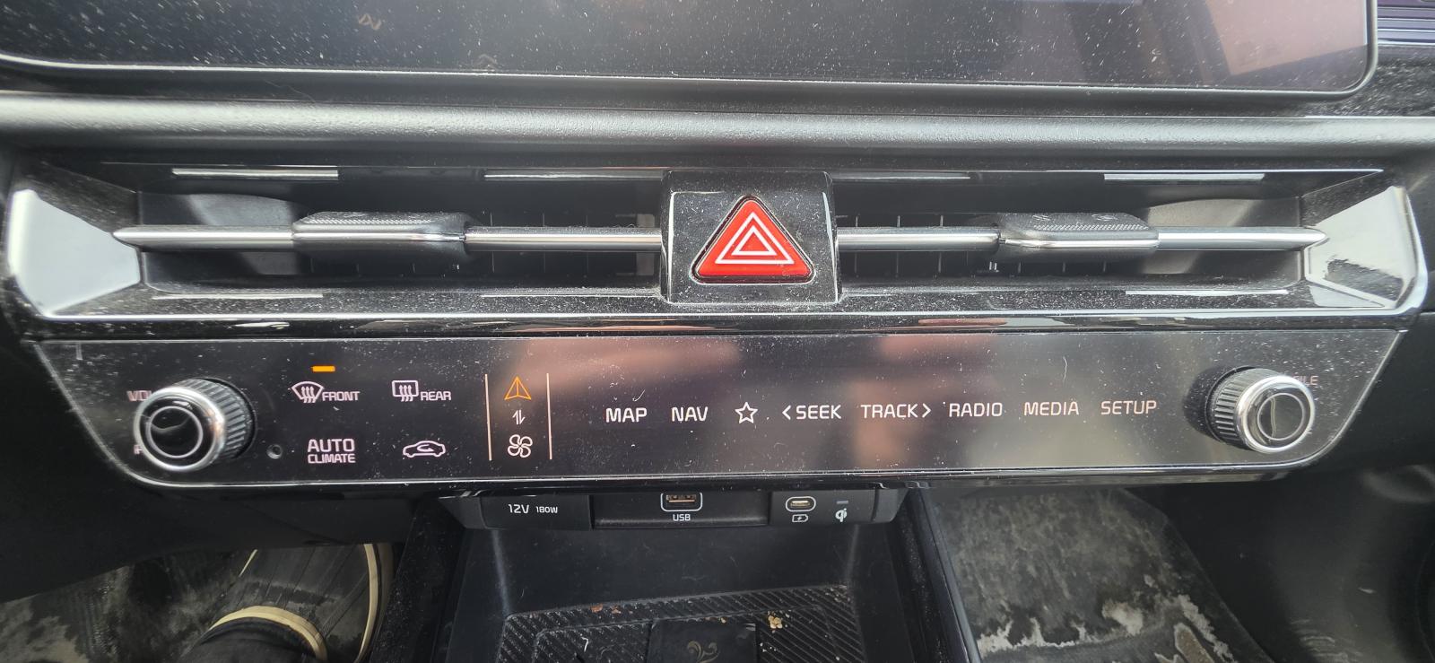 2023 Kia Niro EV - Image 29