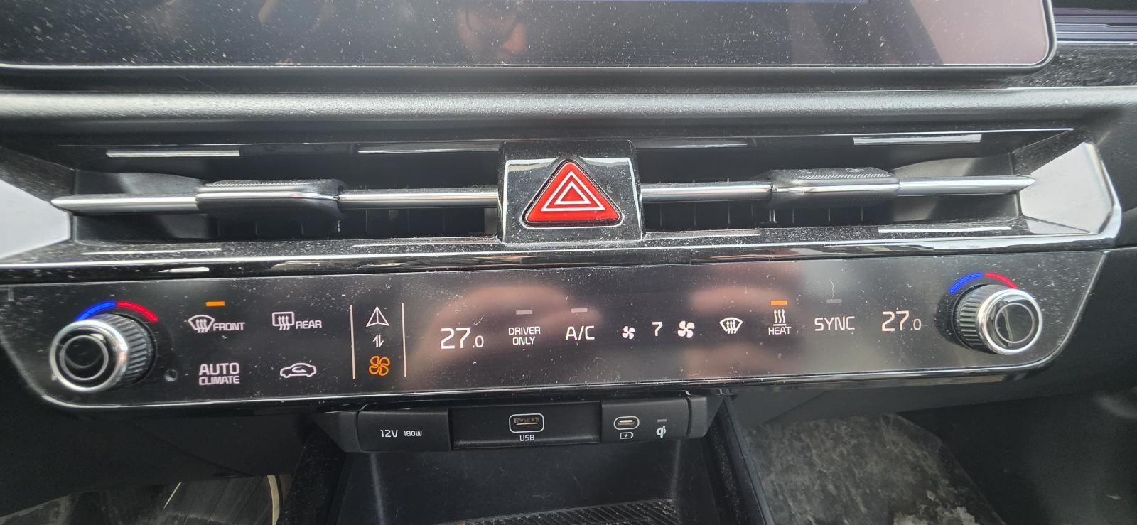 2023 Kia Niro EV - Image 30