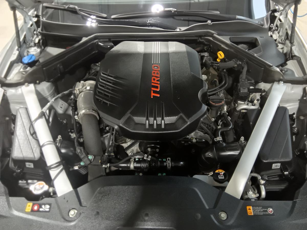 2023 Kia Stinger - Image 8