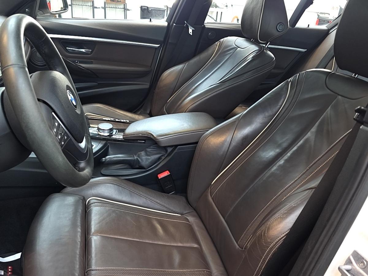 2017 BMW 330e - Image 20