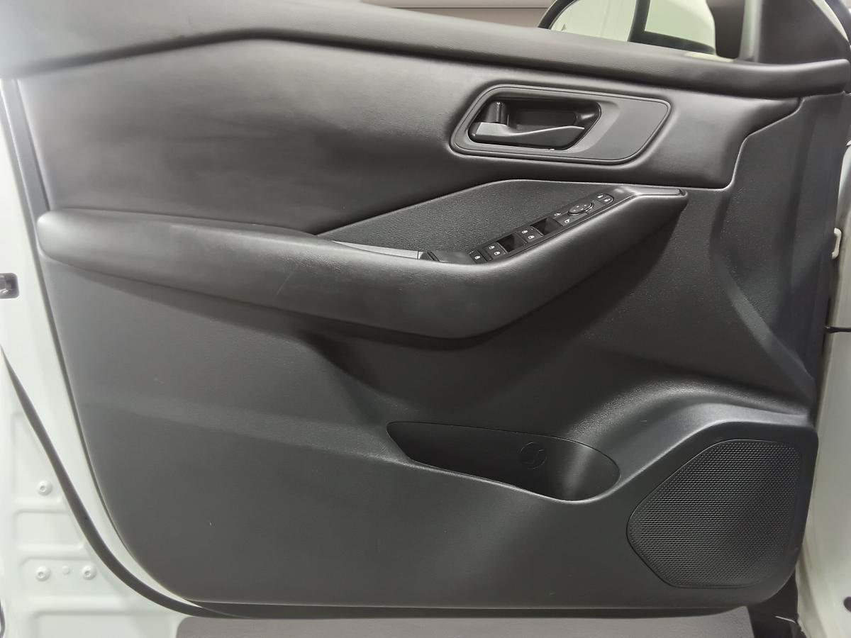 2024 Nissan Rogue - Image 22