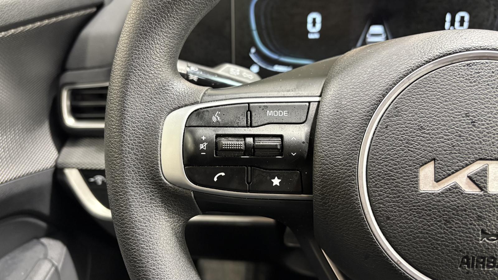 2024 Kia Sportage - Image 13