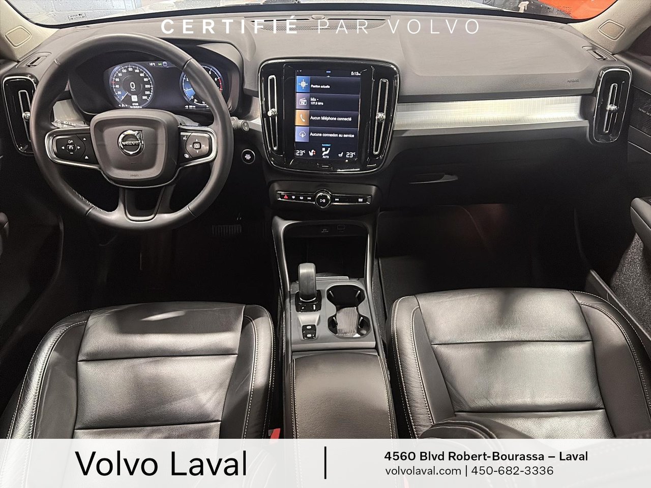 2022 Volvo XC40 - Image 15