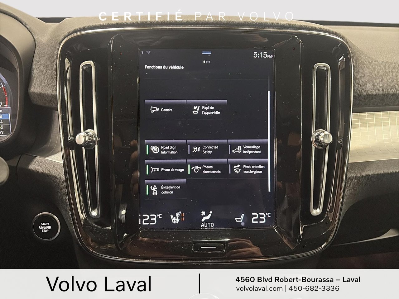 2022 Volvo XC40 - Image 21