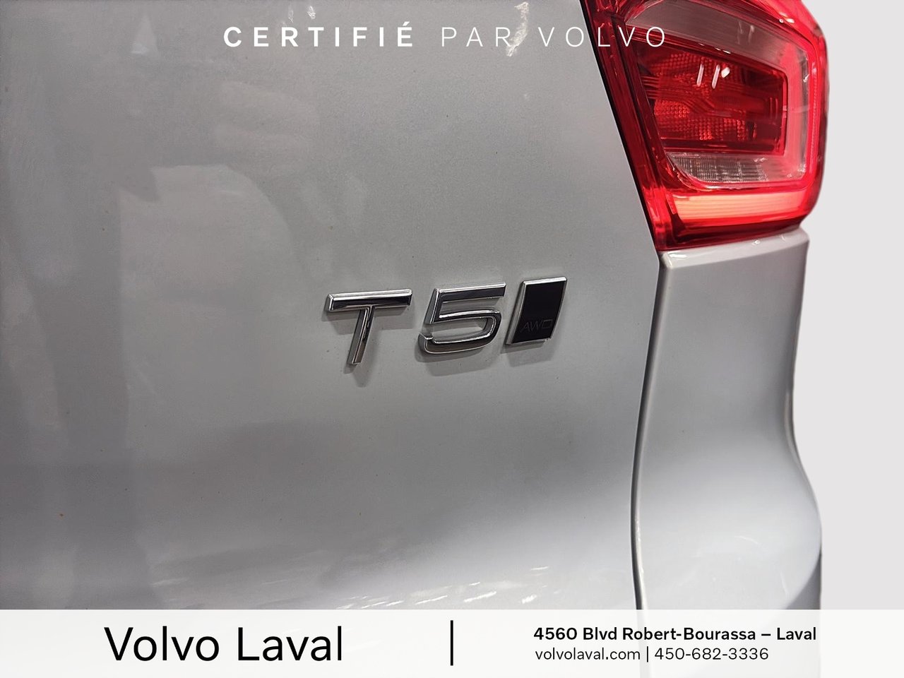 2022 Volvo XC40 - Image 26