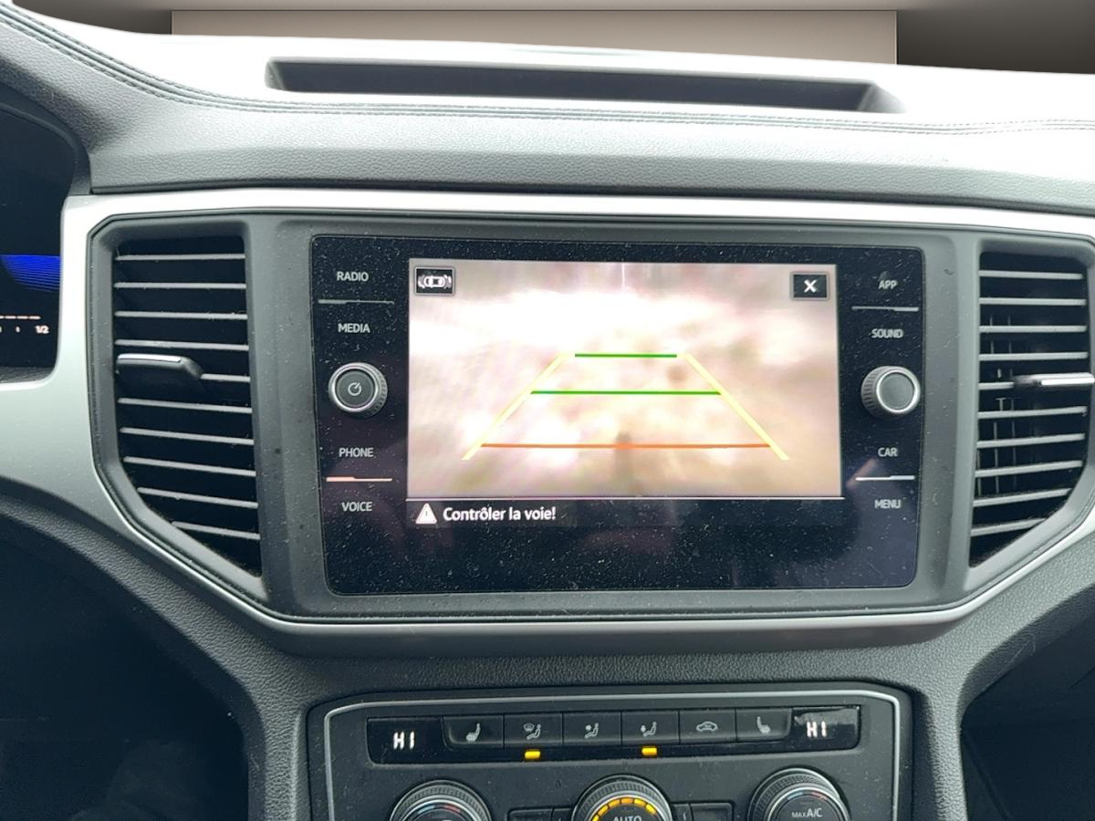 2022 Volkswagen Atlas - Image 16