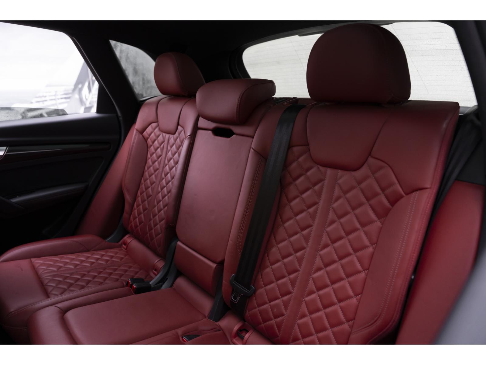 2023 Audi SQ5 - Image 13