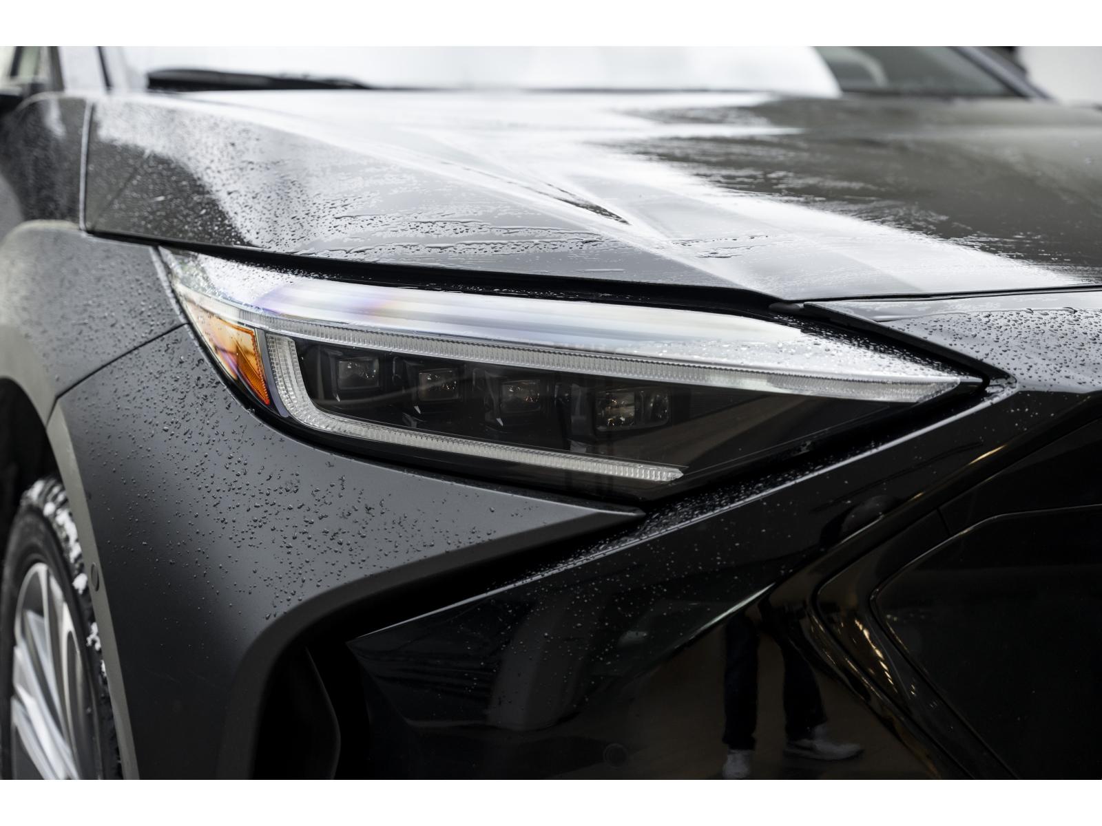 2024 Subaru Solterra - Image 23