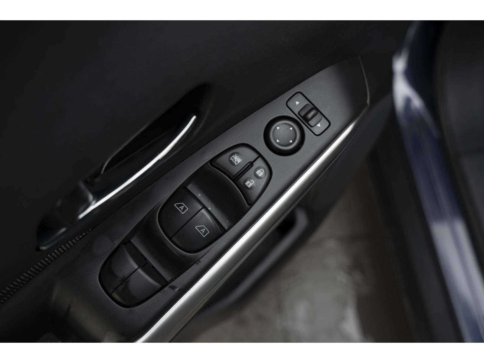 2019 Nissan Kicks - Image 40