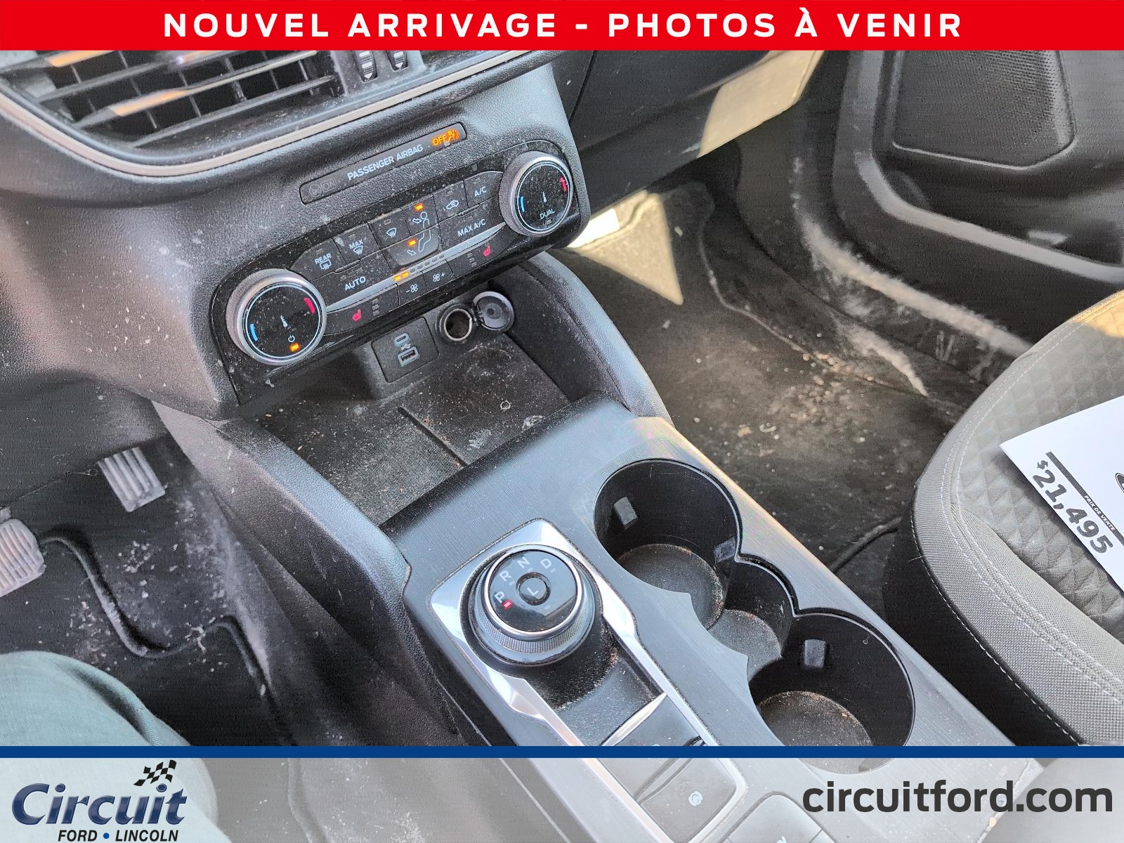 2022 Ford Escape Plug-in Hybrid - Image 10