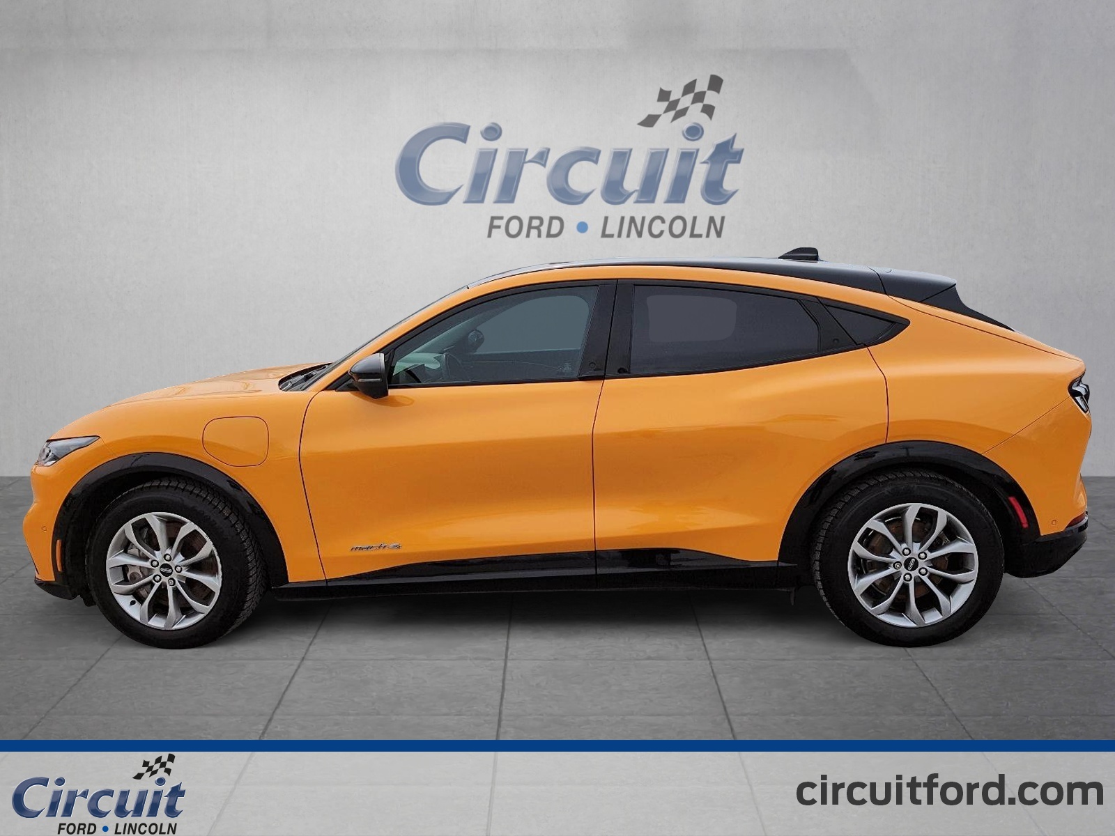 2023 Ford Mustang Mach-E - Image 6