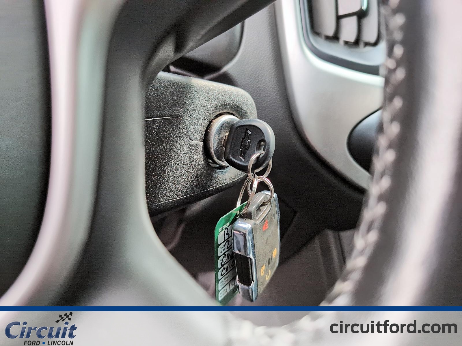 2022 Chevrolet Colorado - Image 9