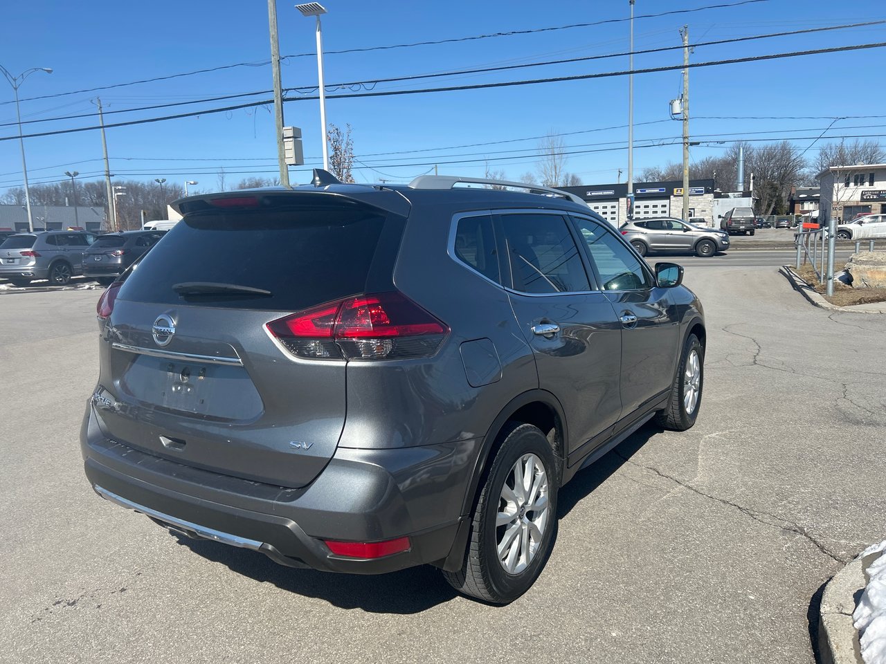 2018 Nissan Rogue - Image 3