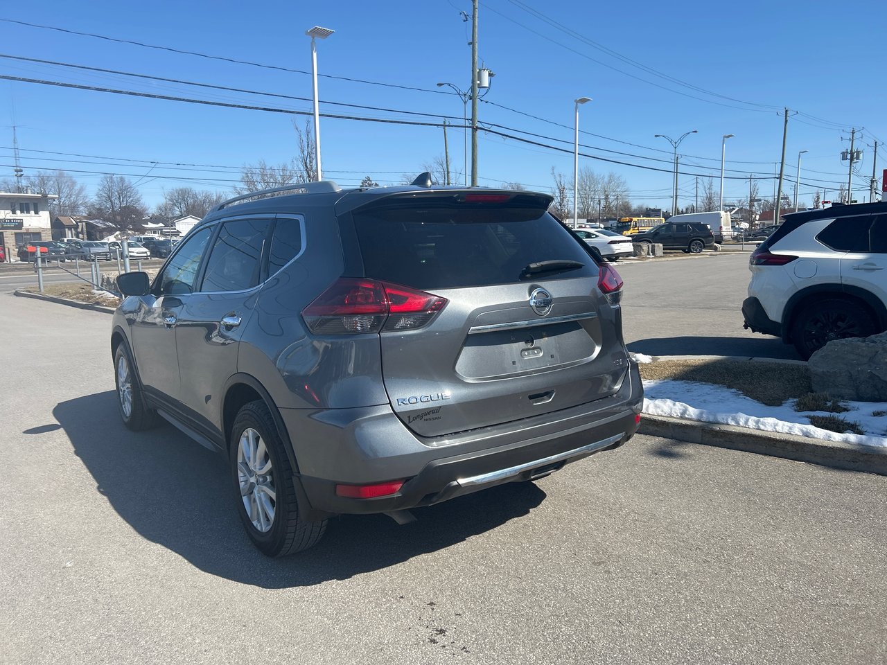 2018 Nissan Rogue - Image 8