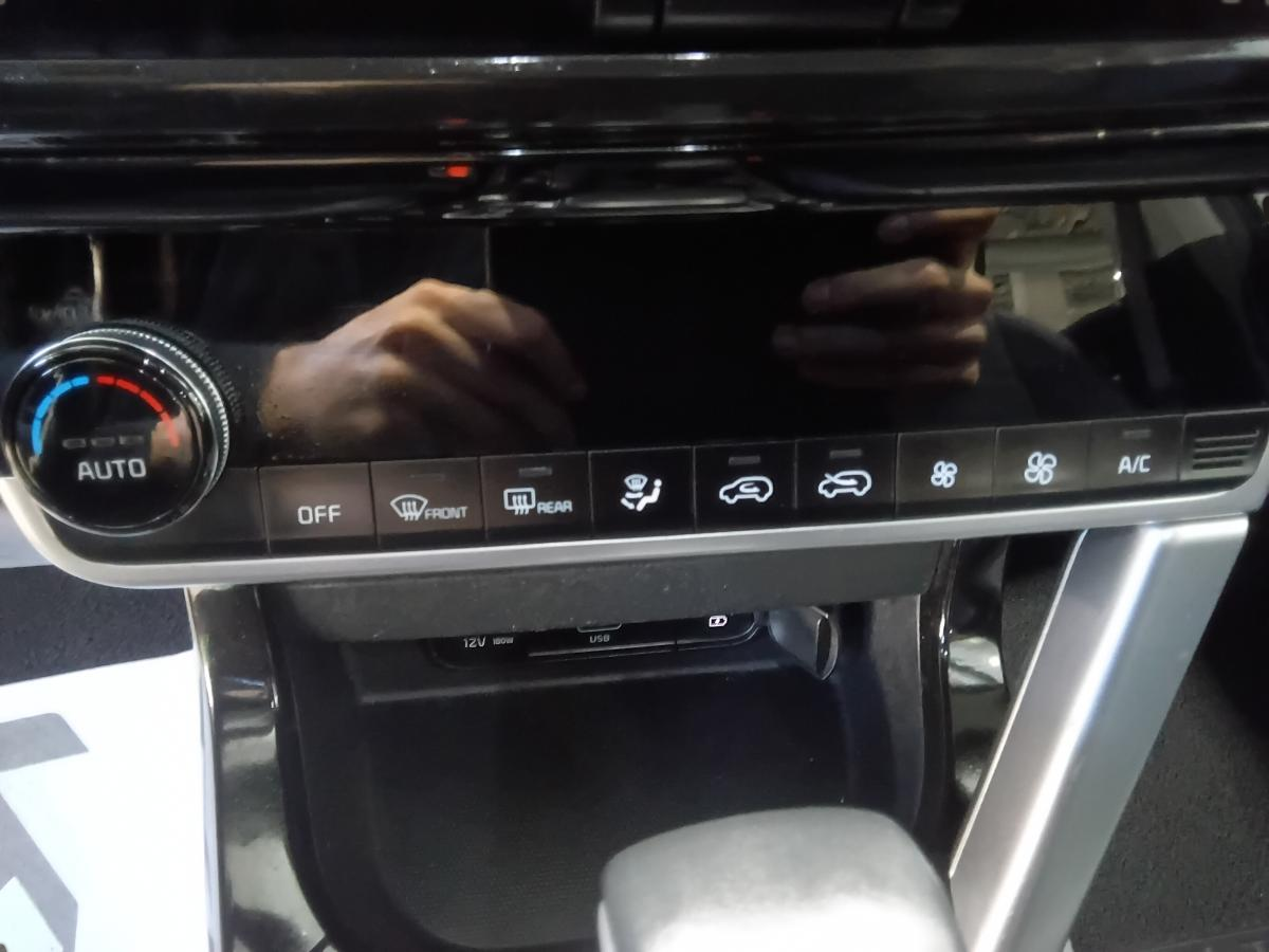 2023 Kia Seltos - Image 18