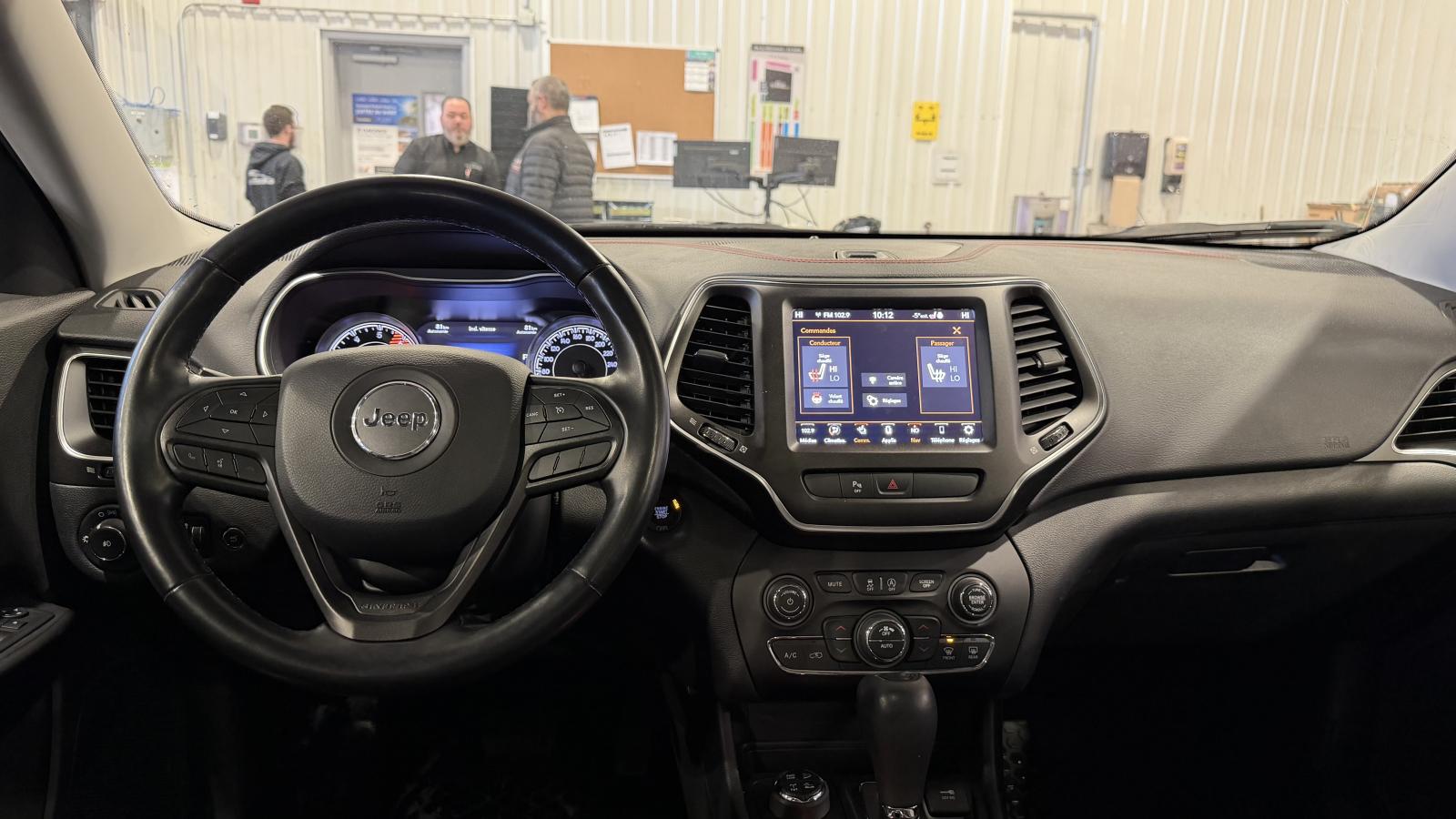 2020 Jeep Cherokee - Image 7