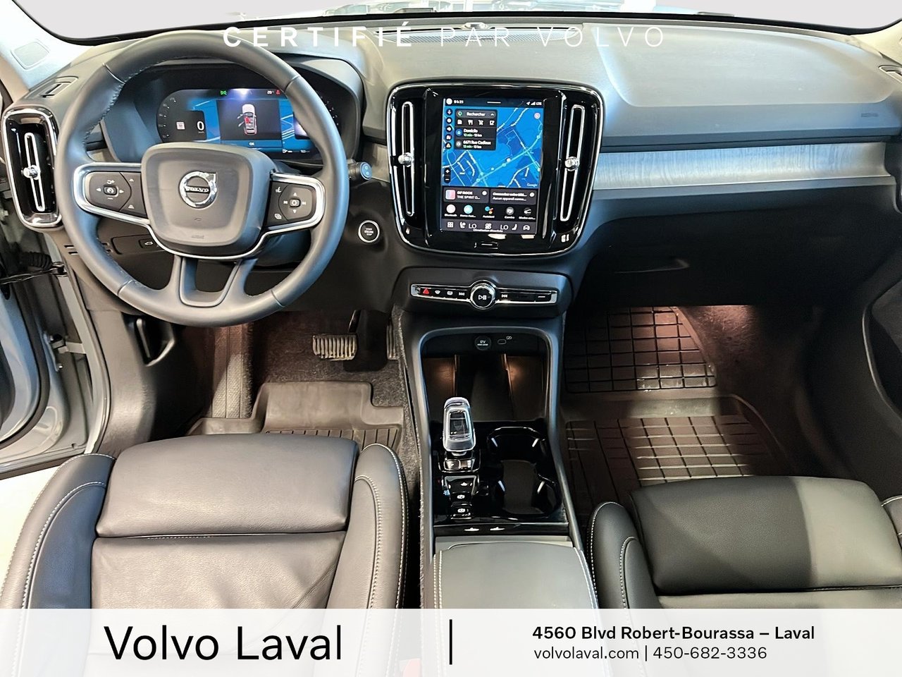 2025 Volvo XC40 - Image 12