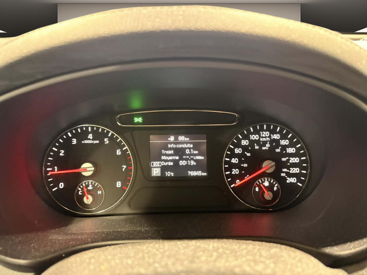 2019 Kia Sorento - Image 13