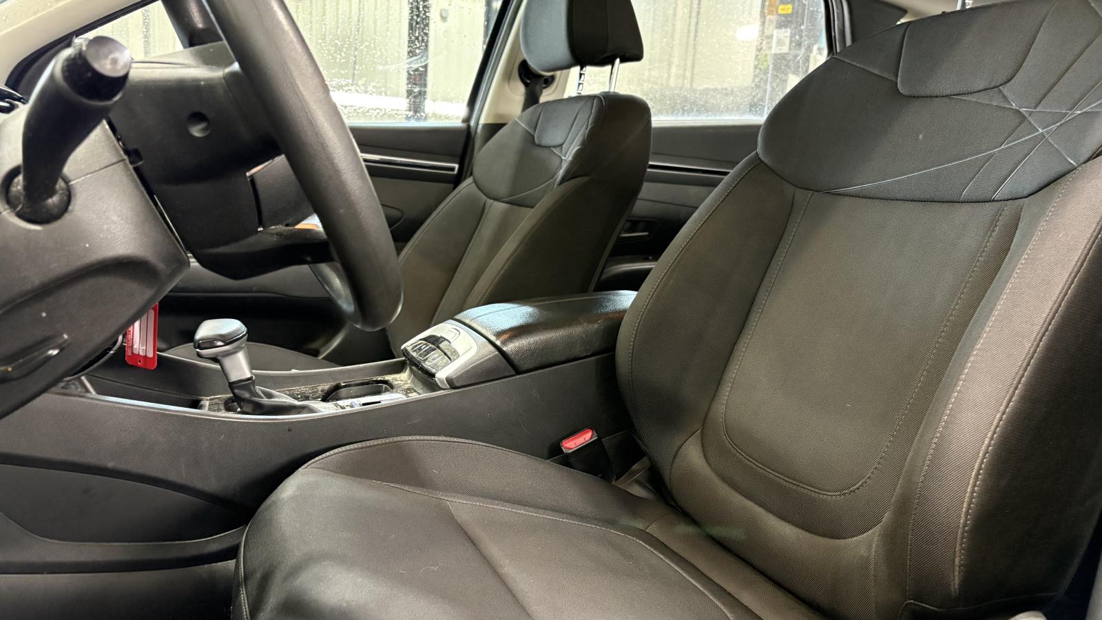 2022 Hyundai Tucson - Image 8