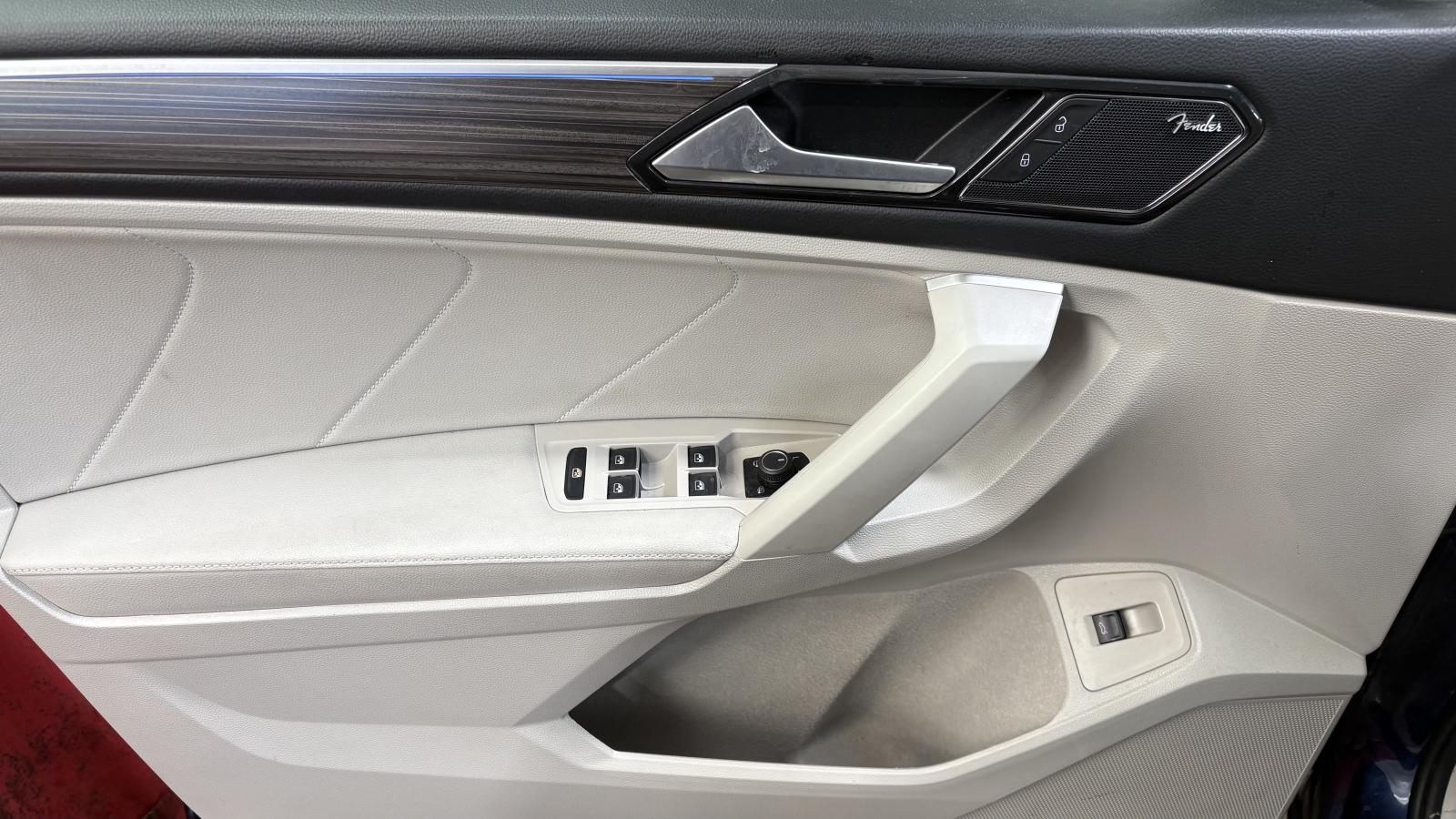 2024 Volkswagen Tiguan - Image 9