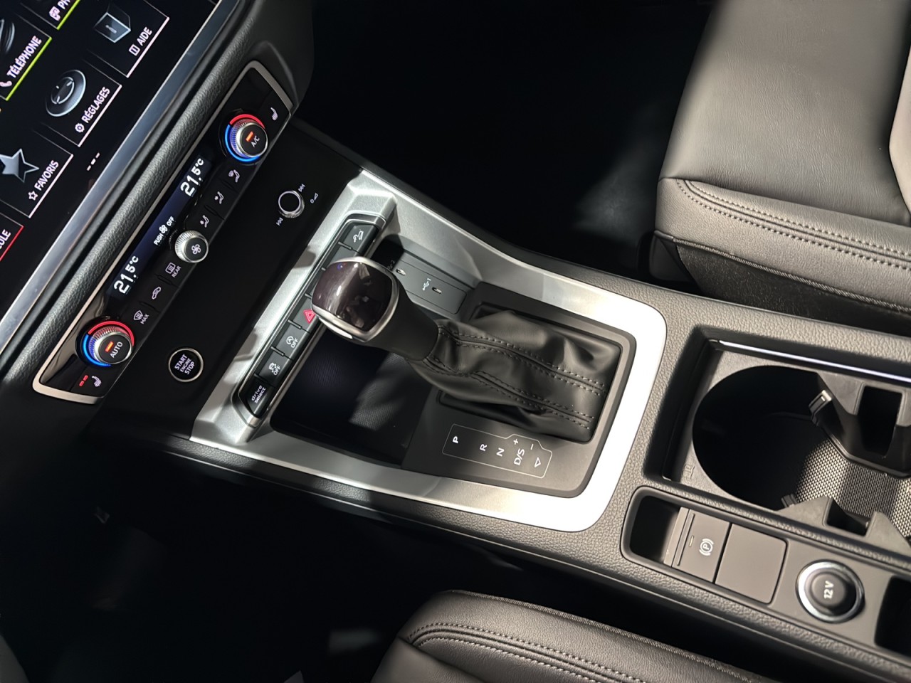 2025 Audi Q3 - Image 15