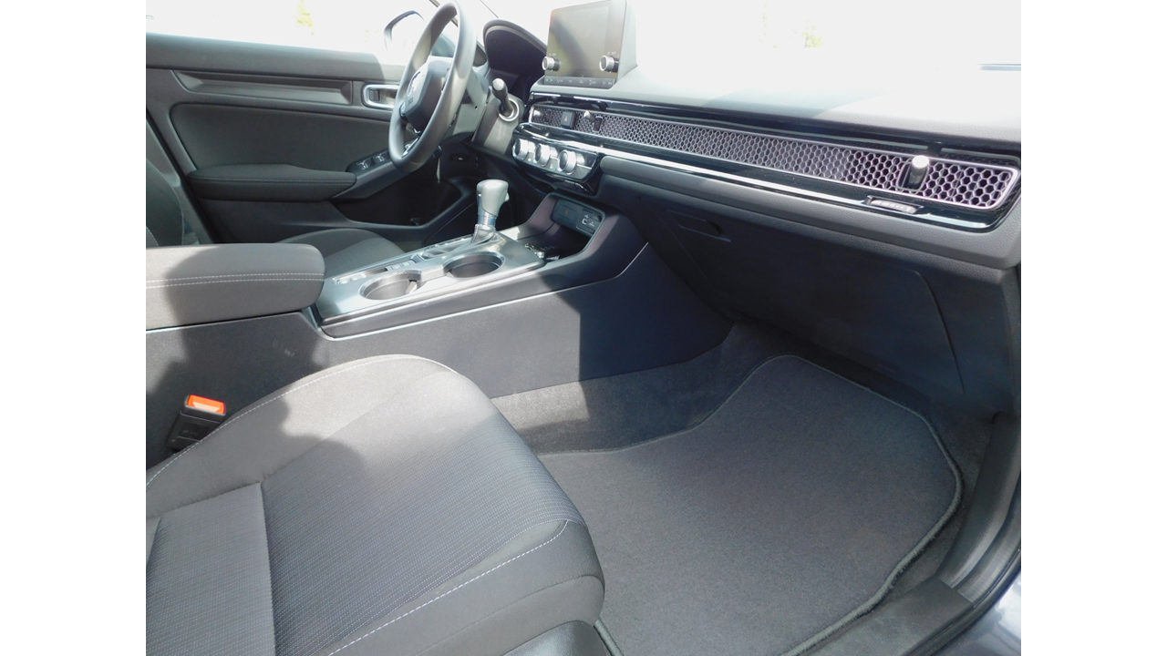 2024 Honda Civic - Image 15