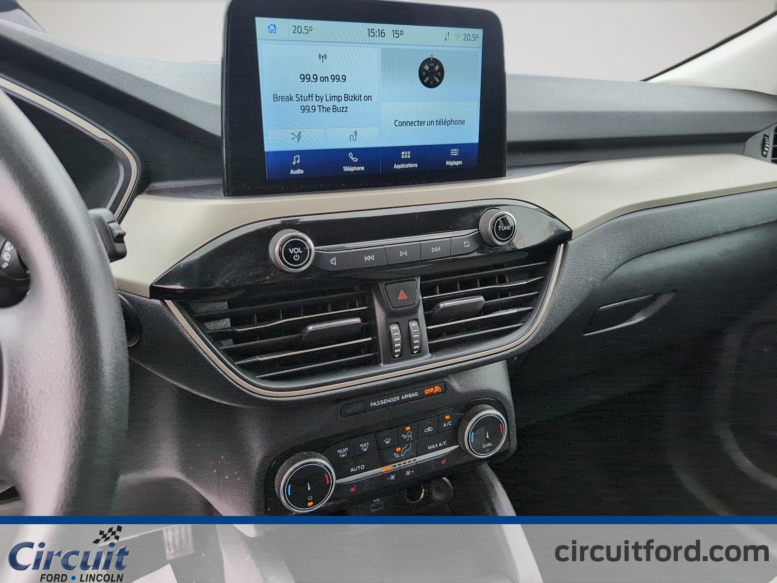 2022 Ford Escape Plug-in Hybrid - Image 21