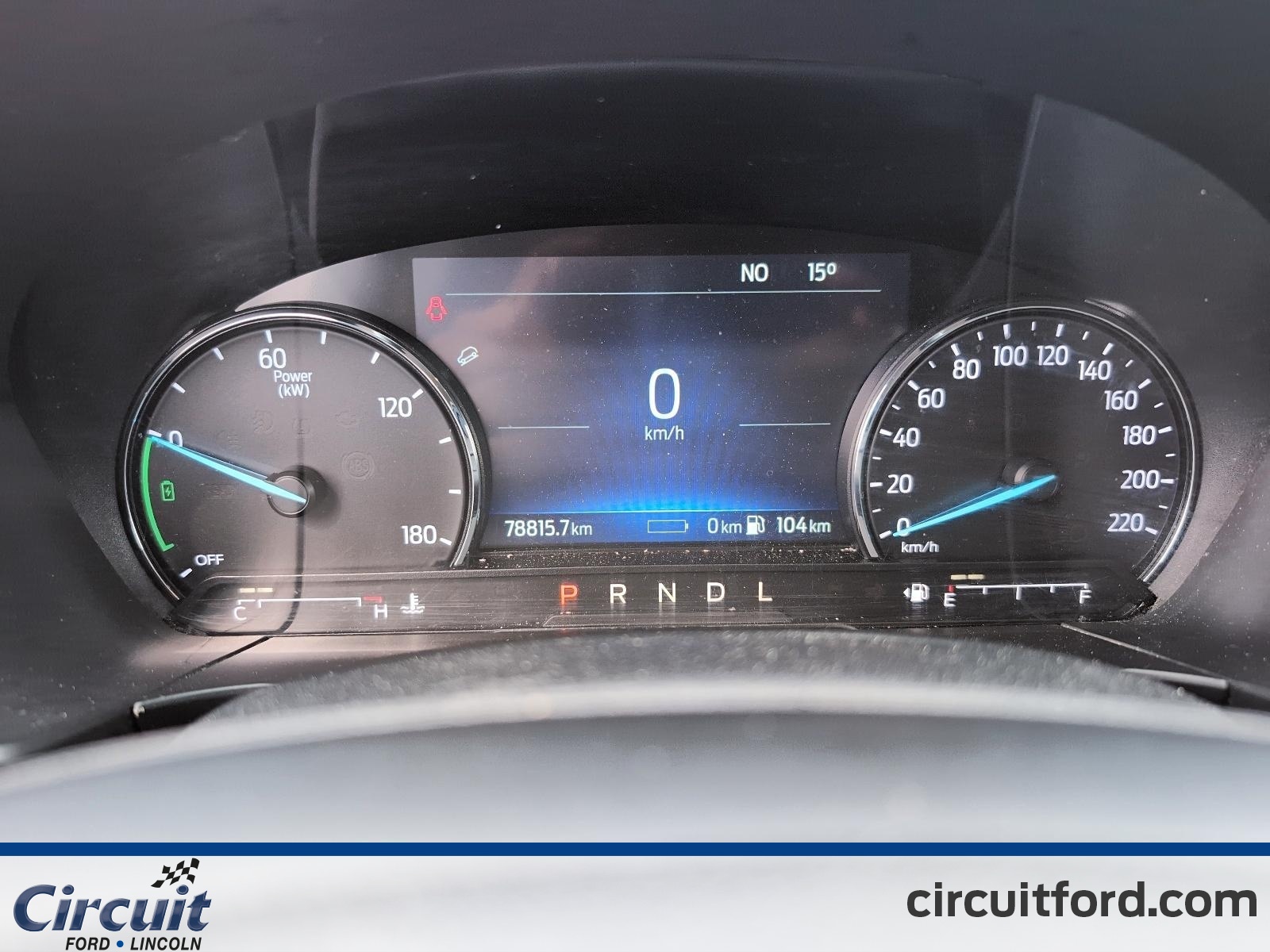 2022 Ford Escape Plug-in Hybrid - Image 24