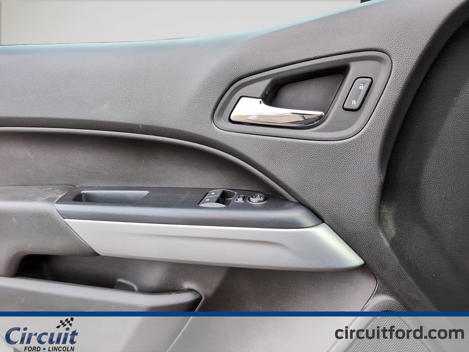 2022 Chevrolet Colorado - Image 12