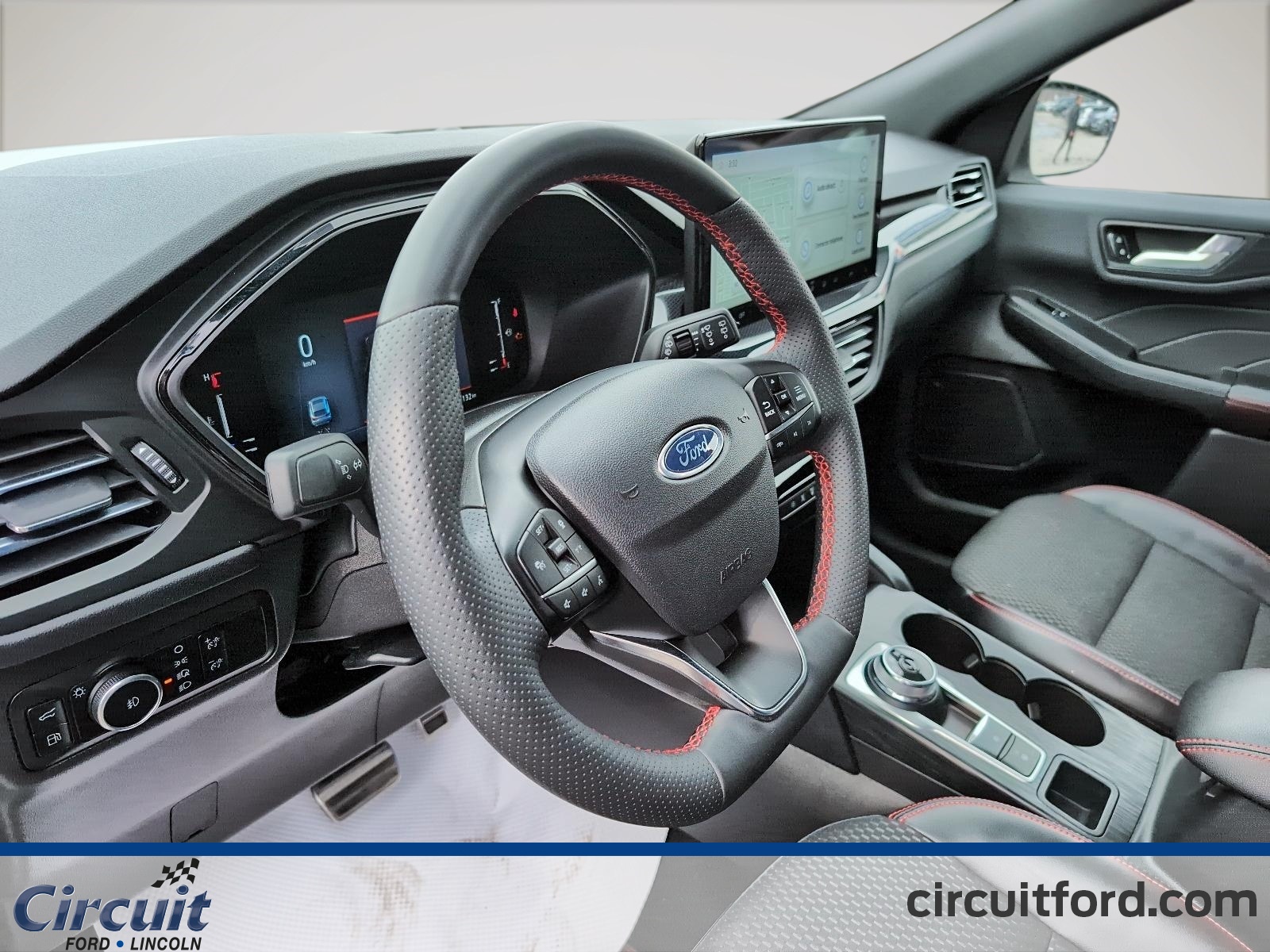 2023 Ford Escape - Image 12