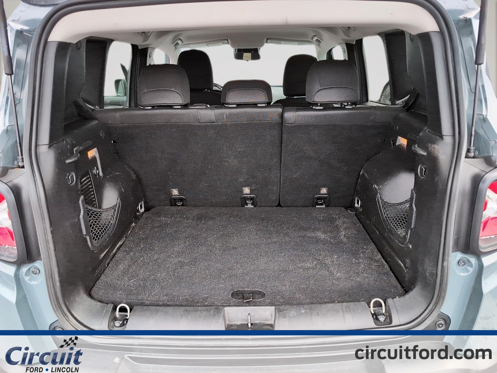 2017 Jeep Renegade - Image 7