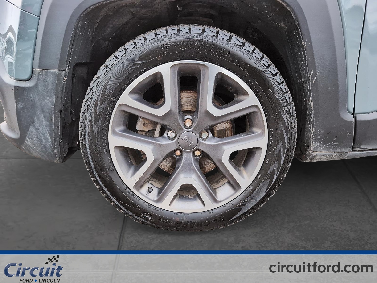 2017 Jeep Renegade - Image 8