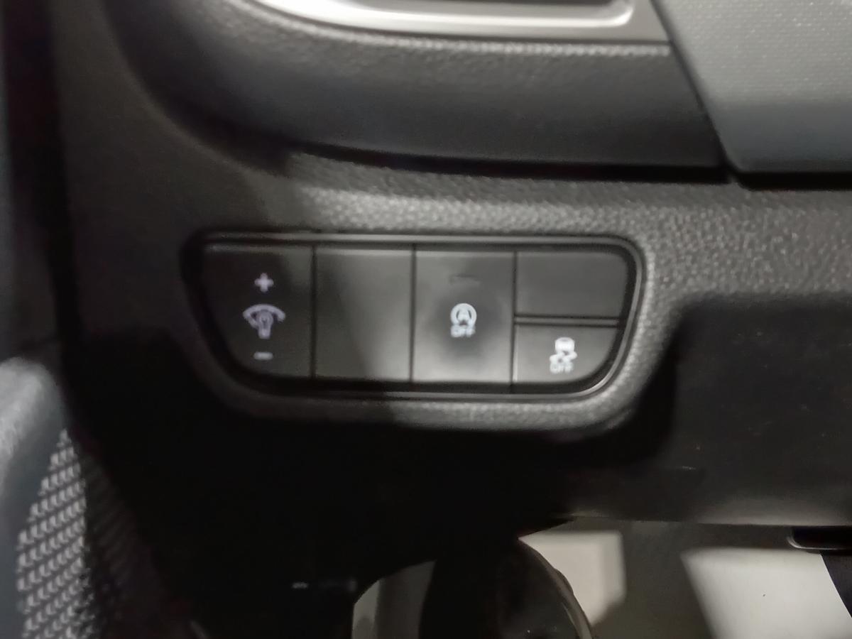 2023 Kia Seltos - Image 26