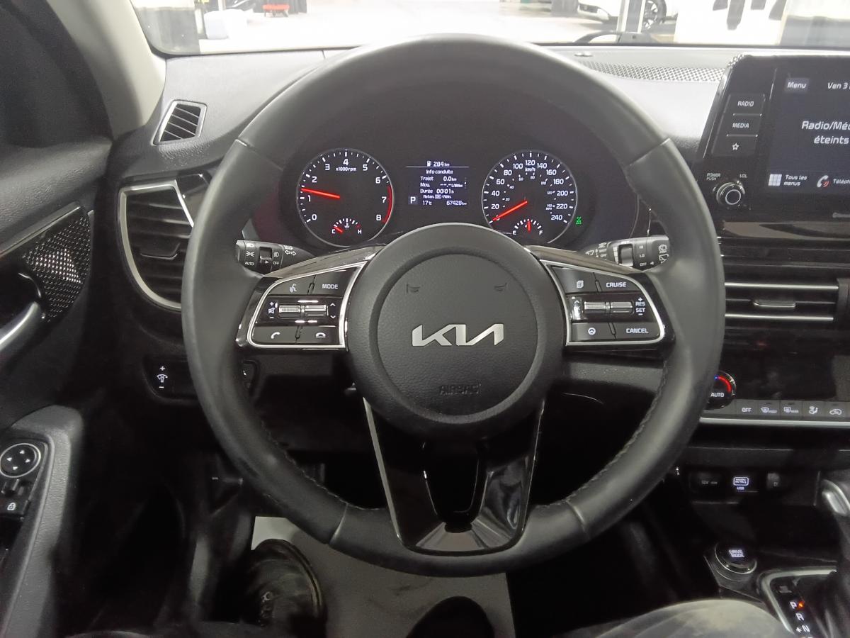 2022 Kia Seltos - Image 13