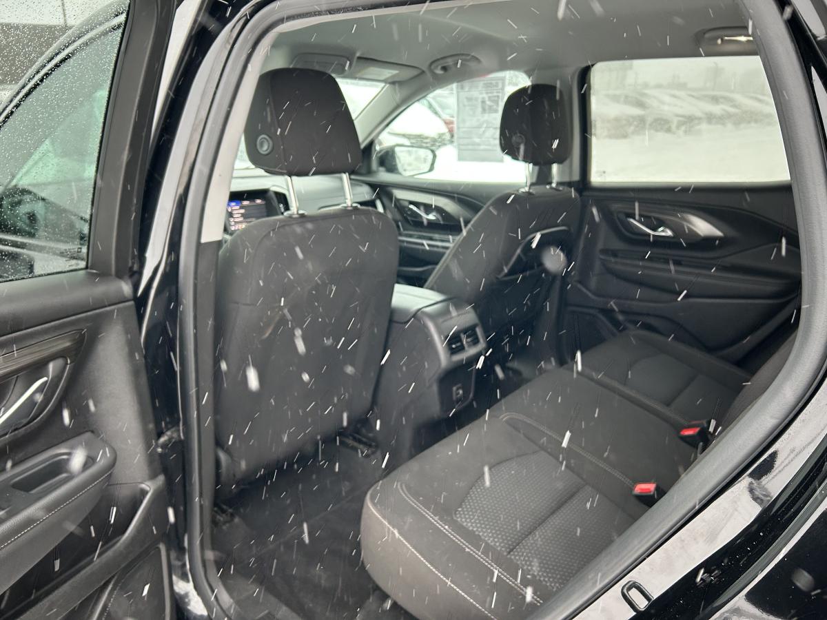 2022 GMC Terrain - Image 14