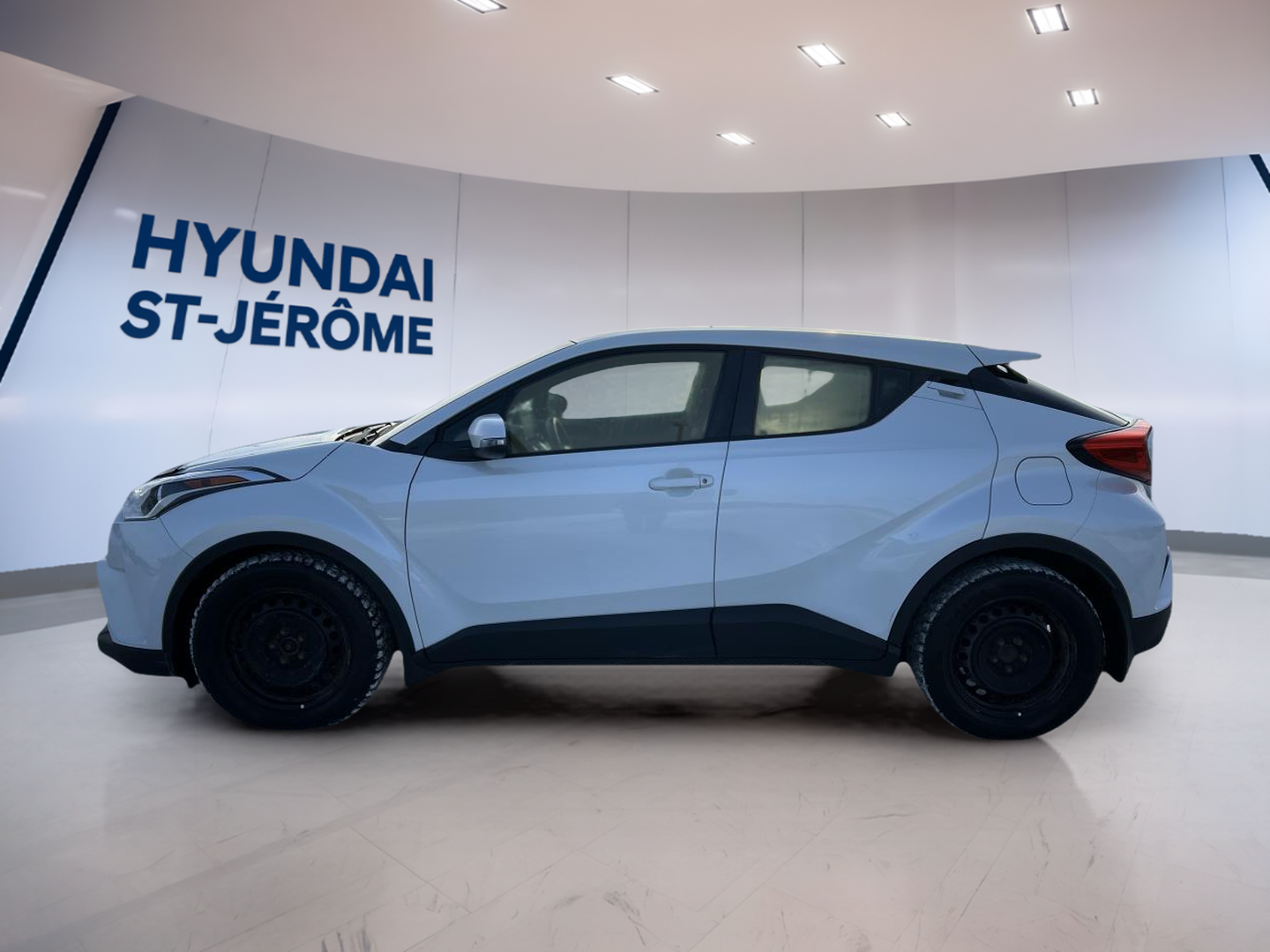 2019 Toyota C-HR - Image 8