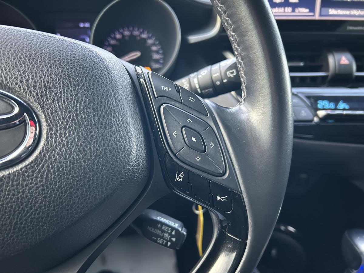 2019 Toyota C-HR - Image 22