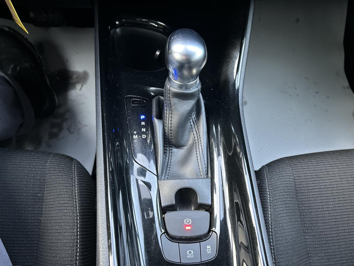 2019 Toyota C-HR - Image 28