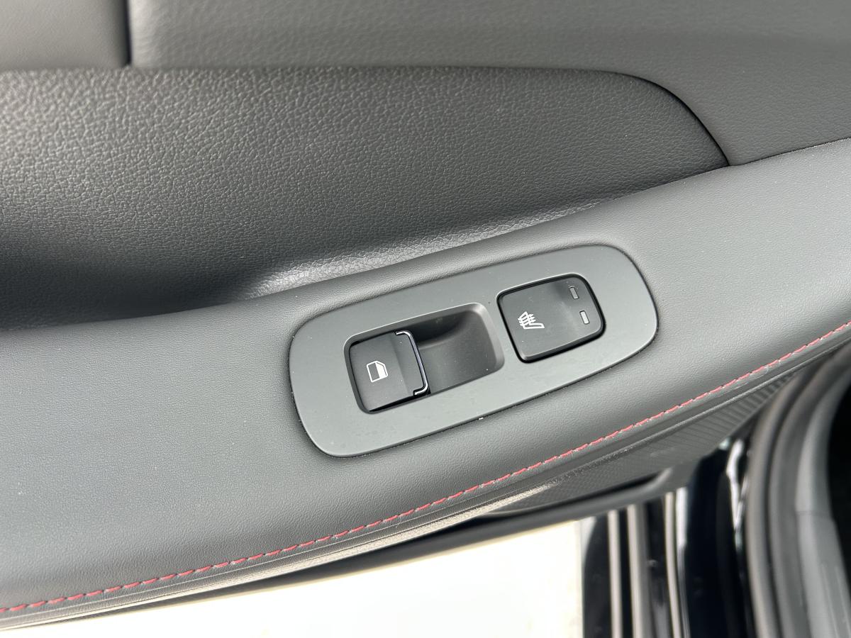 2022 Hyundai Sonata - Image 21