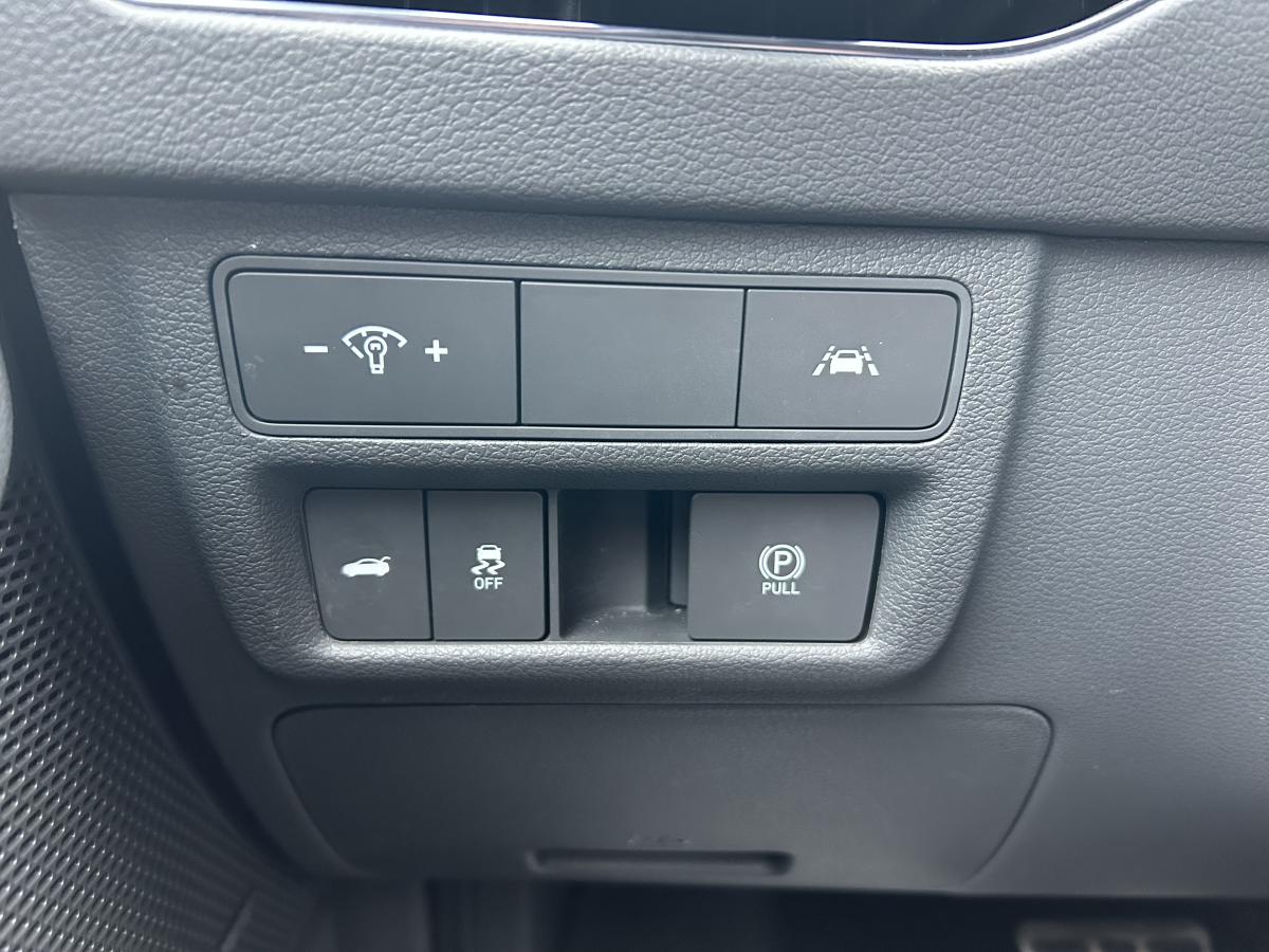 2022 Hyundai Sonata - Image 26