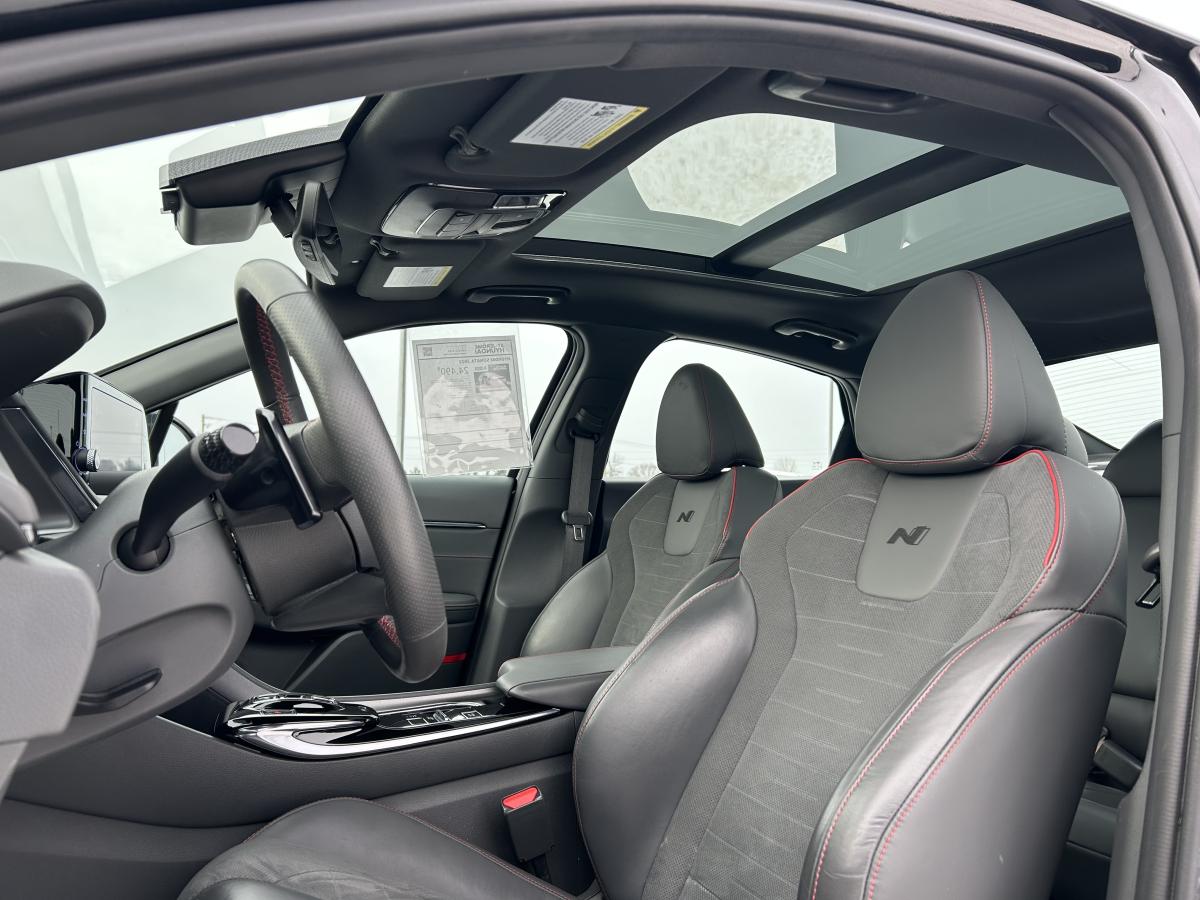 2022 Hyundai Sonata - Image 35