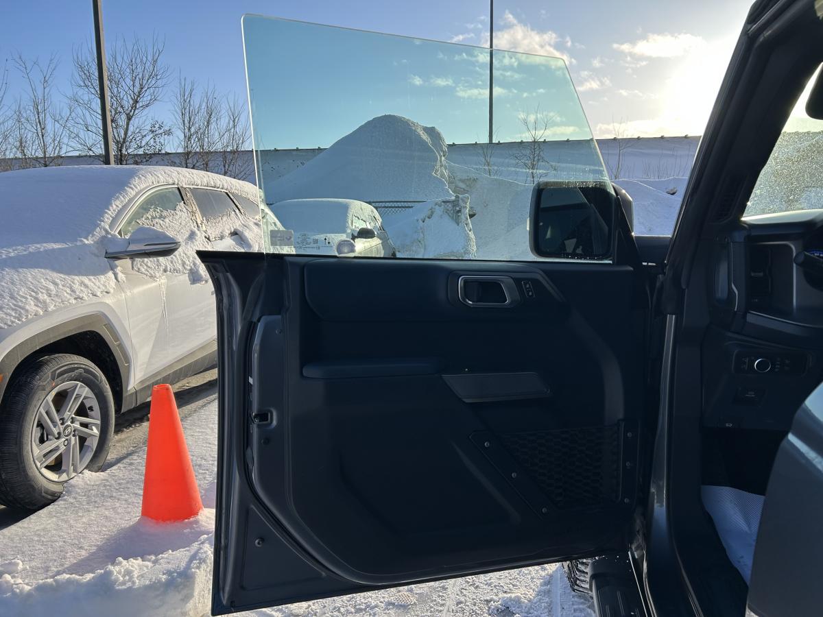 2021 Ford Bronco - Image 14